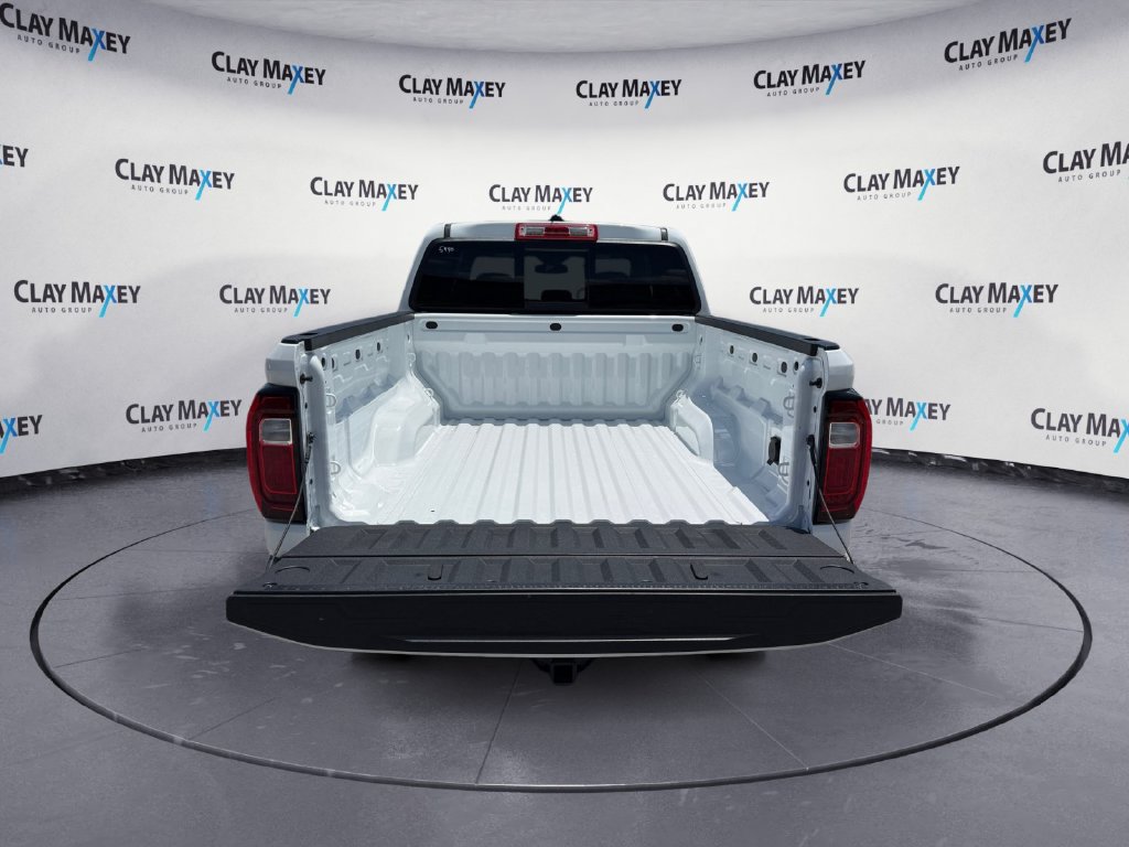 Used 2026 GMC Canyon AT4 AWD/4WD image 16