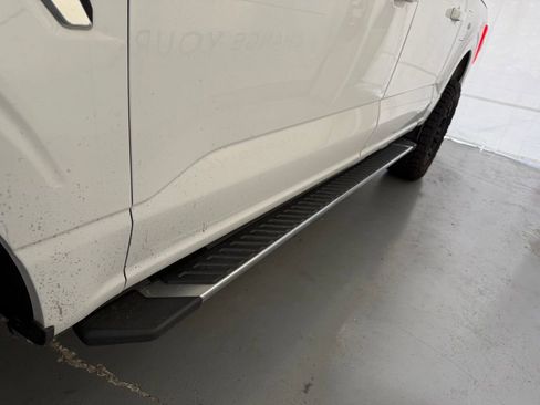 Used 2021 Ford F150 Lariat AWD/4WD image 7