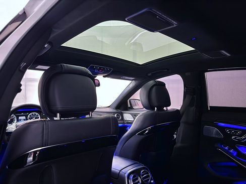Used 2016 Mercedes-Benz S 63 AMG 4MATIC Sedan w/ Rear Seat Package image 28