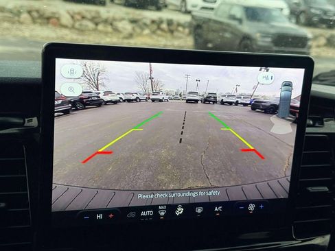 Used 2024 Ford Transit 350 XLT image 23