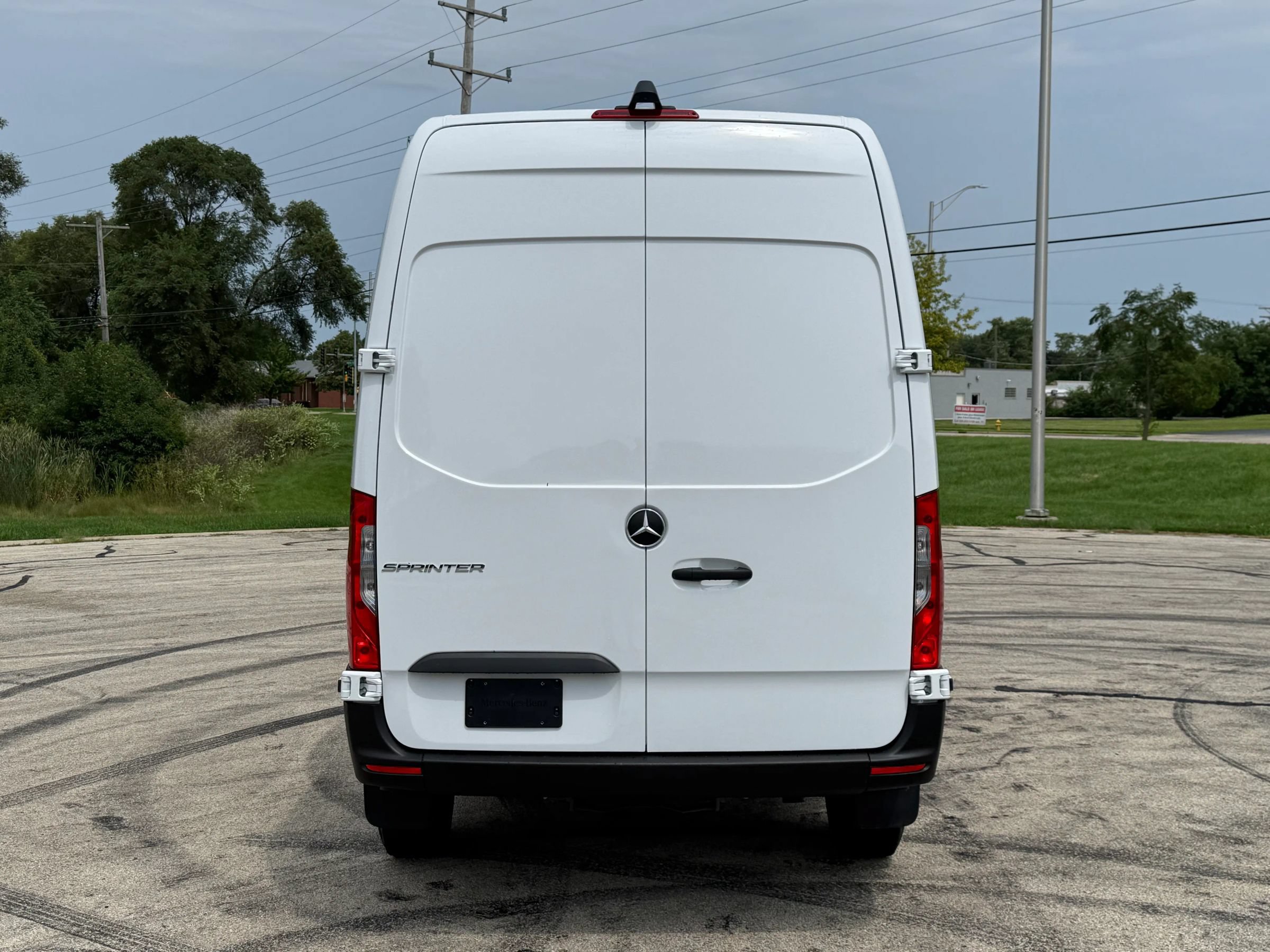 Used 2025 Mercedes-Benz Sprinter 2500 image 6