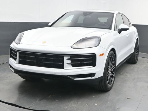 New 2026 Porsche Cayenne Coupe image 1