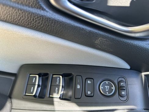 New 2025 Honda Civic Sport image 15