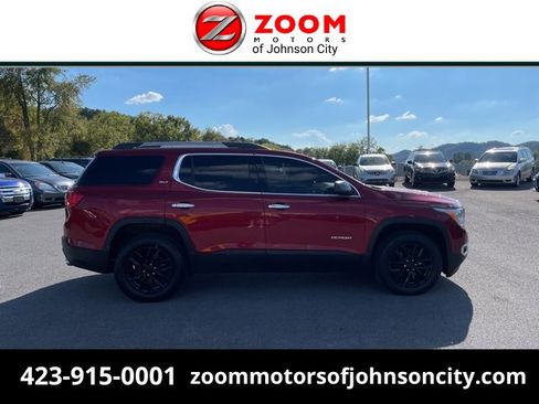 Used 2019 GMC Acadia SLT image 1