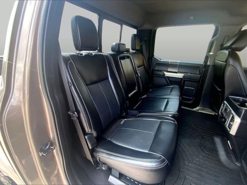 Used 2021 Ford F250 Lariat w/ Lariat Value Package AWD/4WD image 20