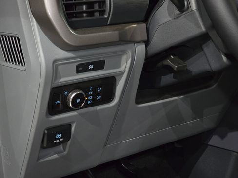 New 2025 Ford F150 XLT w/ Equipment Group 301A Standard image 13