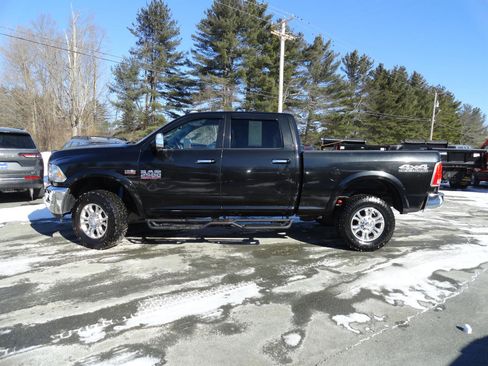 Used 2017 RAM 2500 Laramie w/ Snow Chief Group image 8