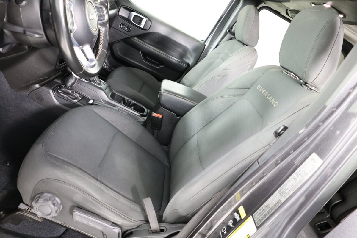 Used 2022 Jeep Gladiator Overland AWD/4WD image 9