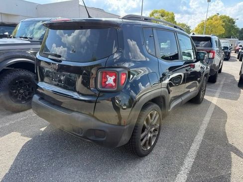 Used 2016 Jeep Renegade 75th Anniversary FWD image 13