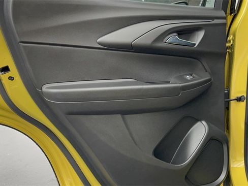 Used 2023 Chevrolet TrailBlazer ACTIV w/ Sun and Liftgate Package image 31