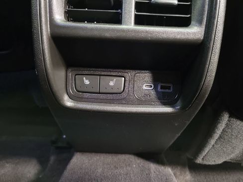 Used 2019 Cadillac XT4 Sport image 28