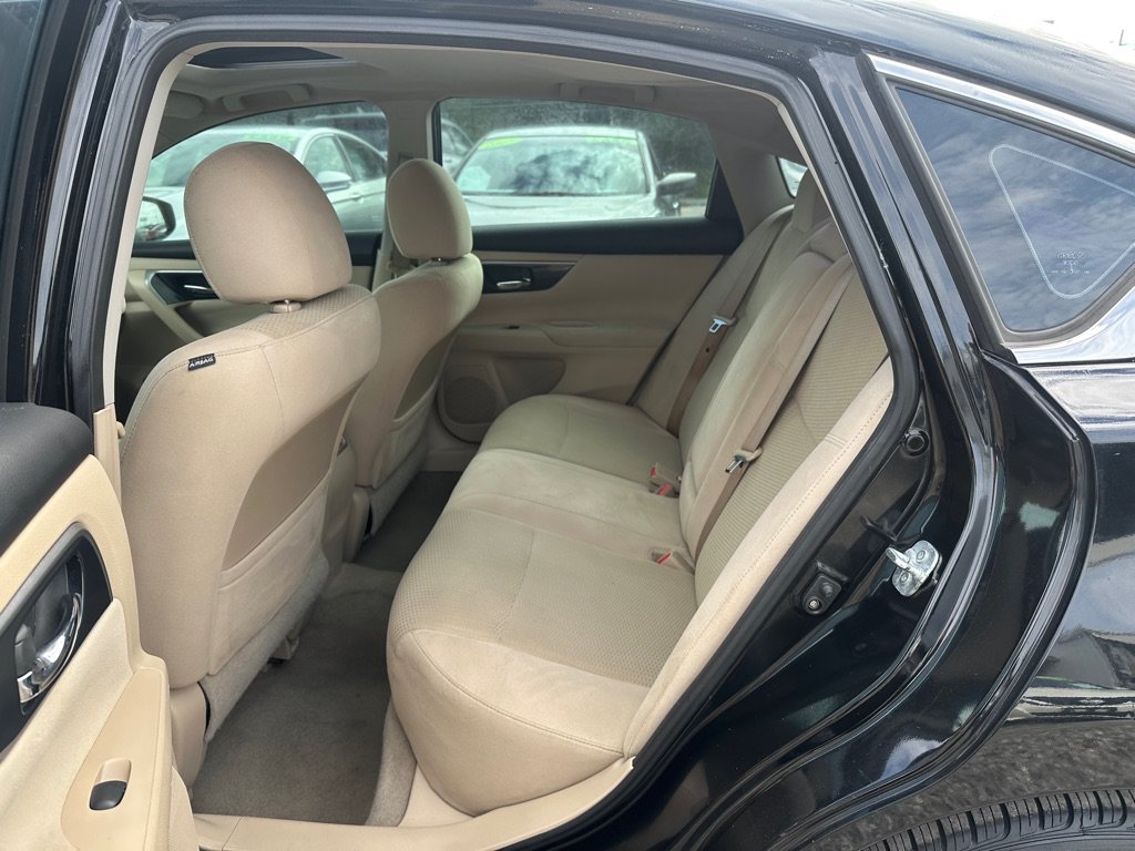 Used 2014 Nissan Altima 2.5 SV w/ Convenience Package FWD image 15