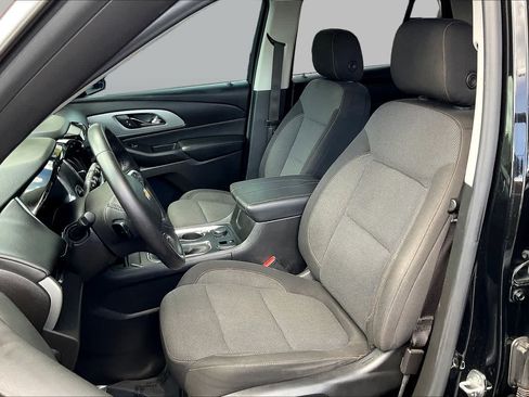Used 2021 Chevrolet Traverse LT FWD image 24