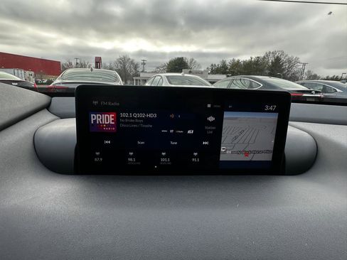 Used 2021 Acura TLX w/ Technology Package image 12