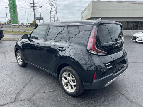 Used 2024 Kia Soul LX w/ Option Group 015 image 3