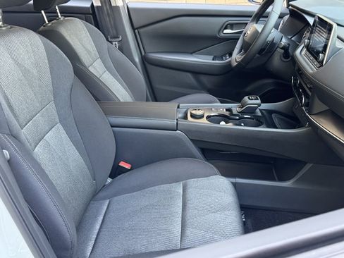 New 2026 Nissan Rogue SV AWD/4WD image 8