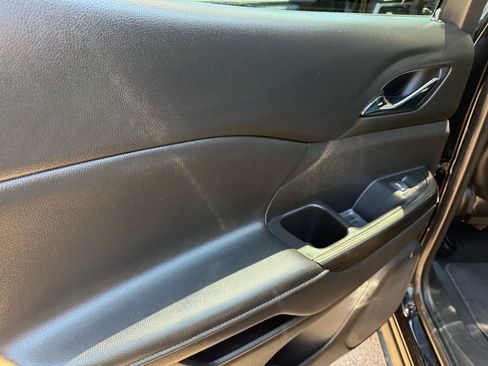 Used 2017 GMC Acadia SLT image 14