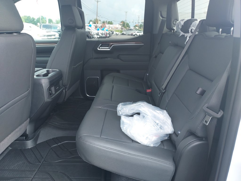 New 2026 Chevrolet Silverado 1500 RST AWD/4WD image 13