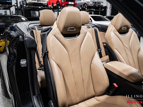 Used 2016 BMW M4 Convertible image 32