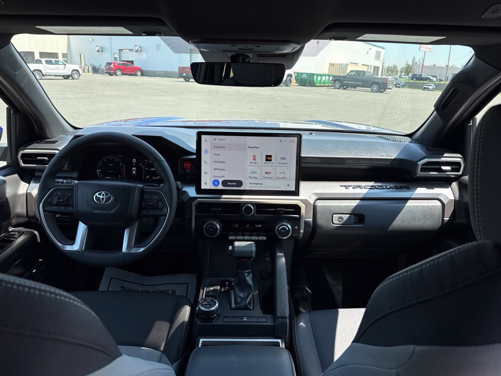 Used 2025 Toyota Tacoma TRD Off-Road AWD/4WD image 13