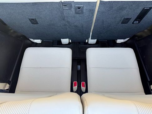 Used 2020 Lexus GX 460 Premium image 24