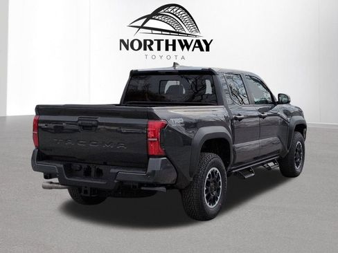 New 2026 Toyota Tacoma TRD Off-Road AWD/4WD image 5