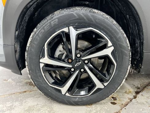 Used 2023 Chevrolet TrailBlazer RS w/ Convenience Package image 26