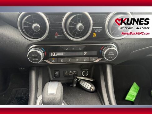 Used 2024 Nissan Sentra SV image 16