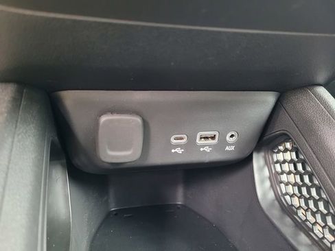 Used 2023 Chevrolet TrailBlazer ACTIV w/ Convenience Package image 21