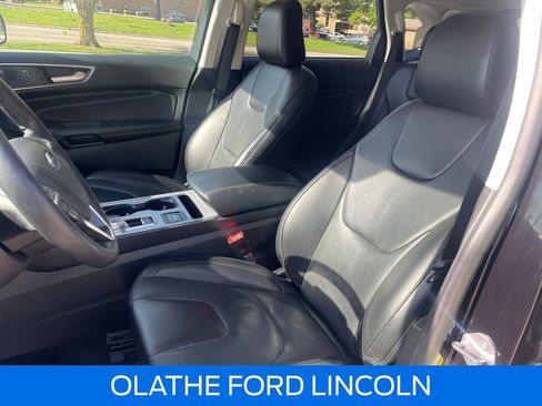 Certified 2021 Ford Edge Titanium AWD/4WD image 13