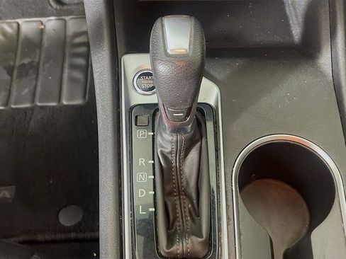 Used 2022 Nissan Altima 2.5 SV image 17