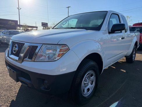 Used 2015 Nissan Frontier S RWD image 1