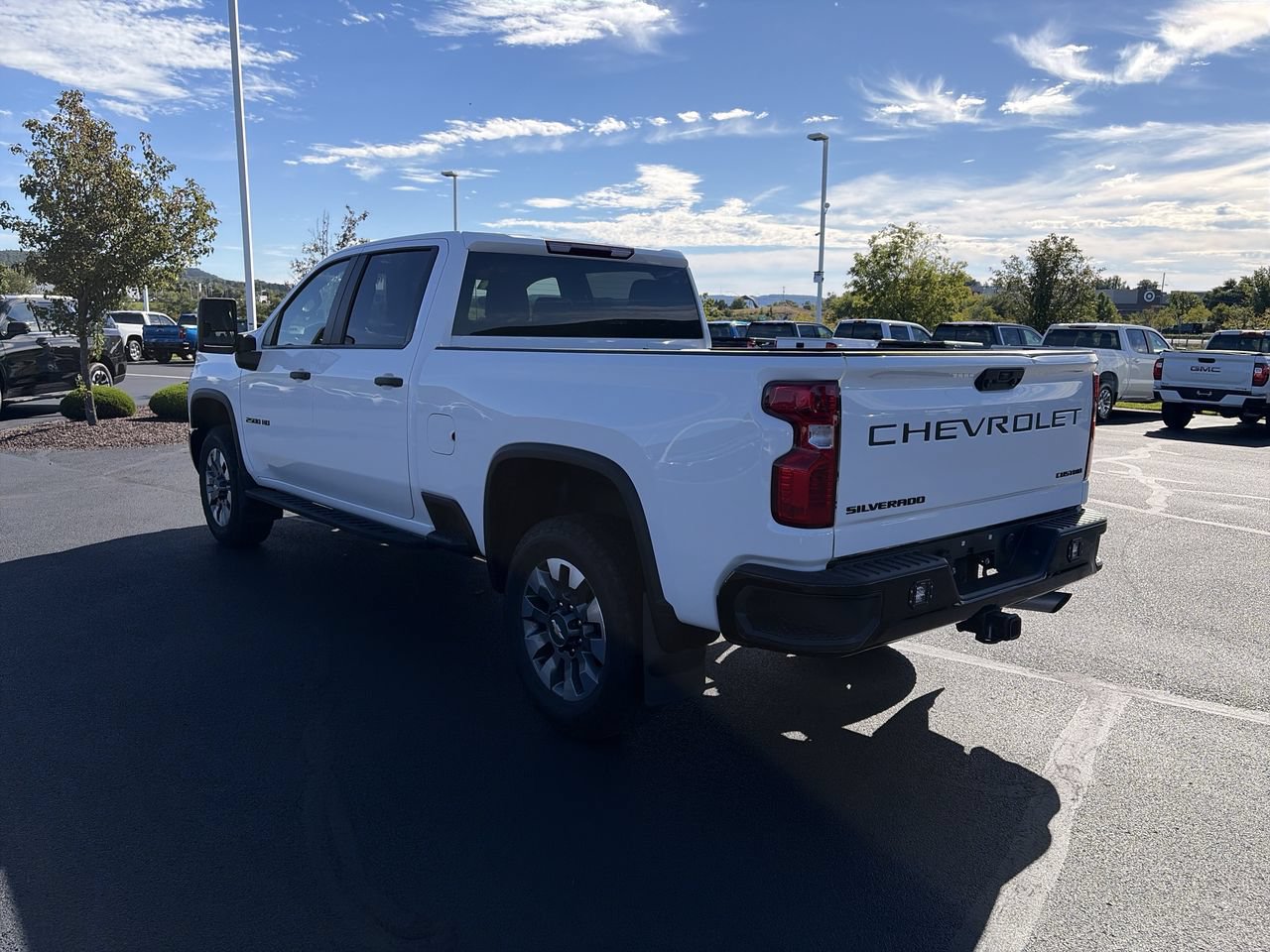 Used 2024 Chevrolet Silverado 2500 Custom w/ Custom Convenience Package AWD/4WD image 5