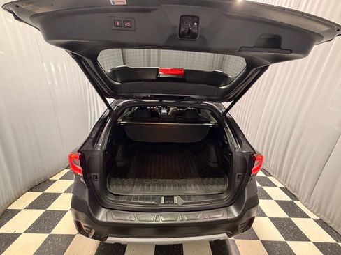 Used 2022 Subaru Outback Limited XT AWD/4WD image 7