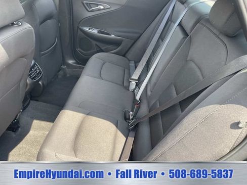 Used 2024 Chevrolet Malibu LT FWD image 16