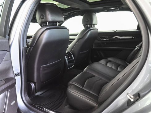 Used 2018 Cadillac CT6 Luxury image 36