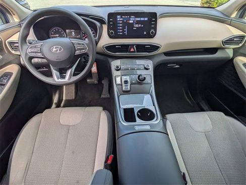 Used 2023 Hyundai Santa Fe SE image 4