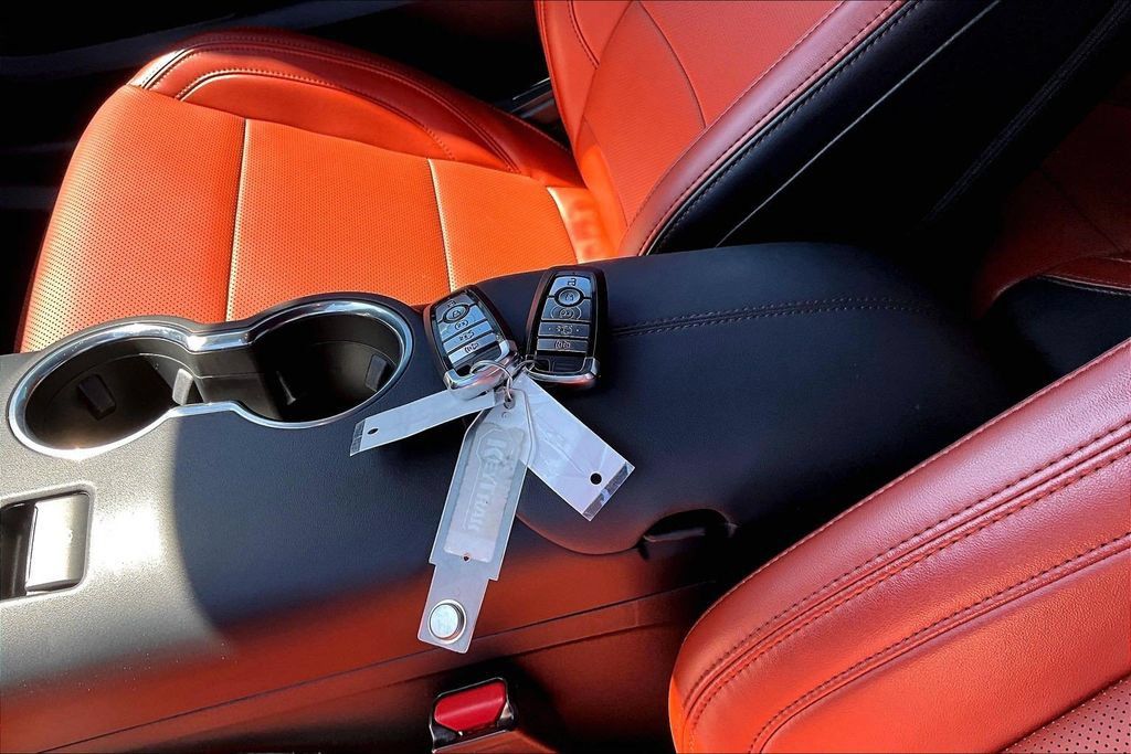 Used 2024 Ford Mustang Premium RWD image 31