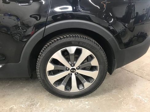 Used 2020 Kia Telluride S w/ S 8 Passenger Seating Package image 49