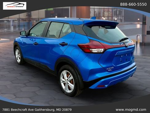 Used 2022 Nissan Kicks S w/ Interior Electronics Package image 3