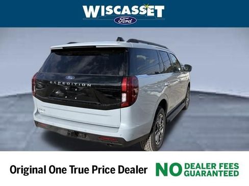 New 2025 Ford Expedition Active AWD/4WD image 22