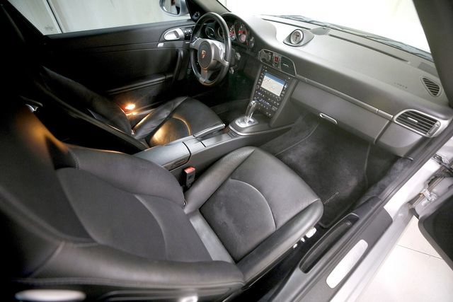 Used 2010 Porsche 911 Carrera S RWD image 5