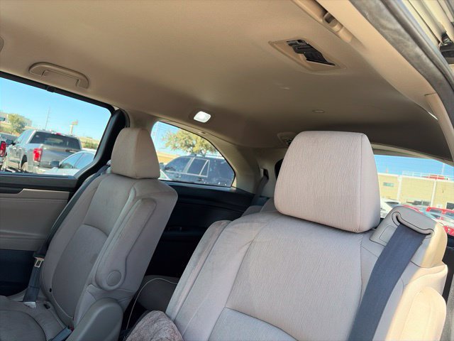 Used 2019 Honda Odyssey EX image 11
