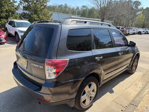 Used 2010 Subaru Forester 2.5X Limited image 3