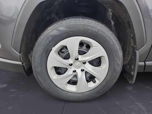 Certified 2023 Toyota RAV4 LE image 14