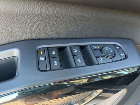 New 2026 Nissan Pathfinder SV image 20