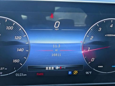 Used 2024 Mercedes-Benz C 300 Sedan image 11