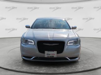 Used 2019 Chrysler 300 Touring w/ Quick Order Package 2EF RWD video 2