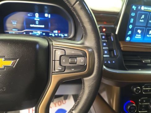 Used 2023 Chevrolet Suburban High Country AWD/4WD image 37