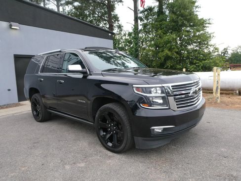 Used 2017 Chevrolet Tahoe Premier AWD/4WD image 3